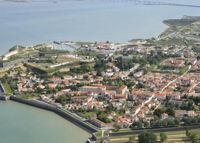 Mobil Confortable Avec Terrasse A - Api-1-52-1436 * Dolus-d'Oleron