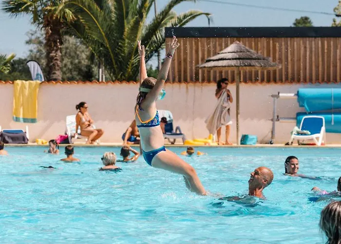 Mobil Confortable Avec Terrasse à Dolus-d'oléron - Api-1-52-1436 Camping Dolus d'Oléron