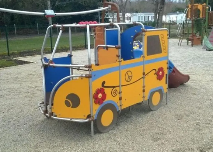 Camping Mobil Confortable Avec Terrasse à Dolus-d'oléron - Api-1-52-1436 *